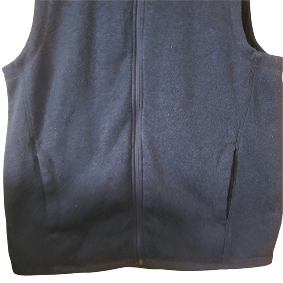 WindRiver T-max heat Blue sleeveless zip-up sweater vest - Picture 4 of 11
